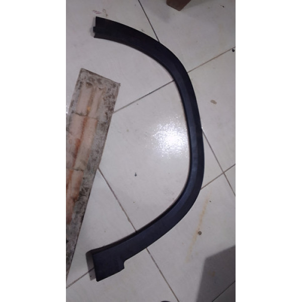 Moldura Fender Dianteira Esquerda Gm Tracker 20/24 C/detalhe