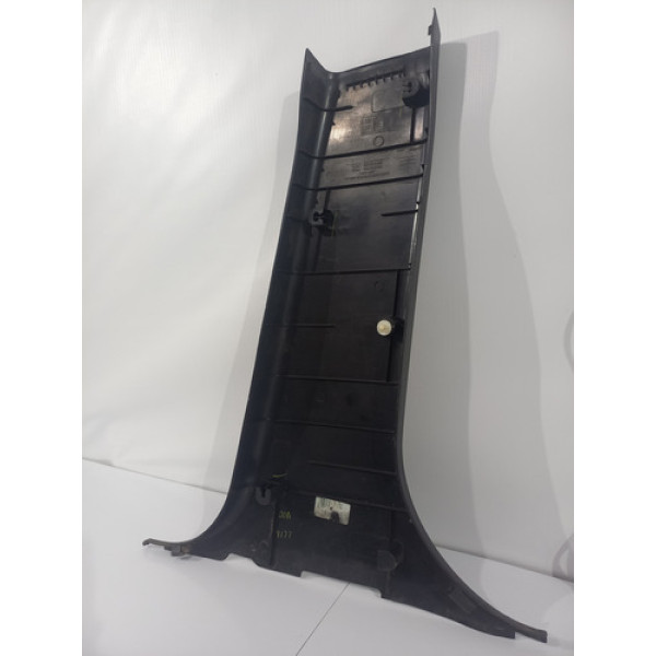 Acabamento Coluna Central Esquerda Nissan Tiida 2010