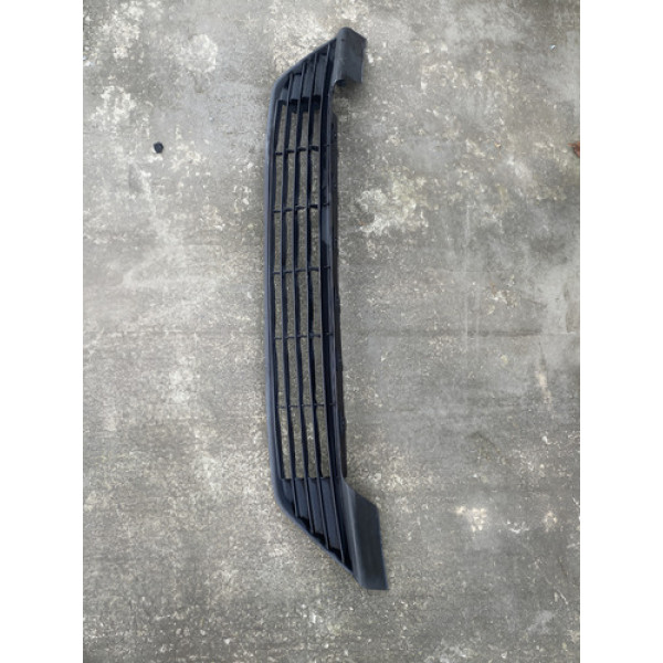 Polo Grade Pára-choque Central Toyota Etios 2020 Orig