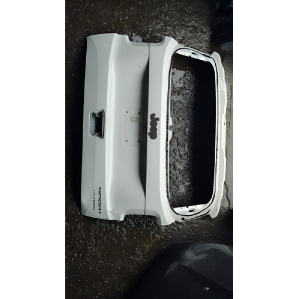 Tampa Traseira Jeep Renegade 2016/2020 (avariada)