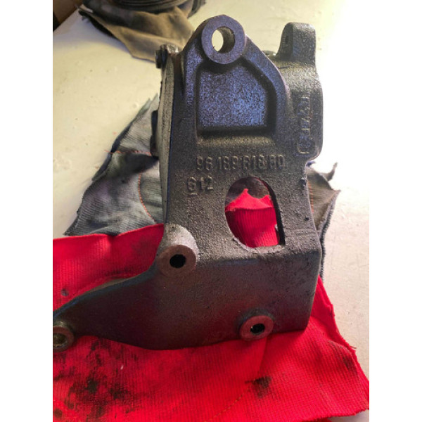 Suporte Da Bomba Do Hidraulico Citroen Xsara 306 406 1.8 16v