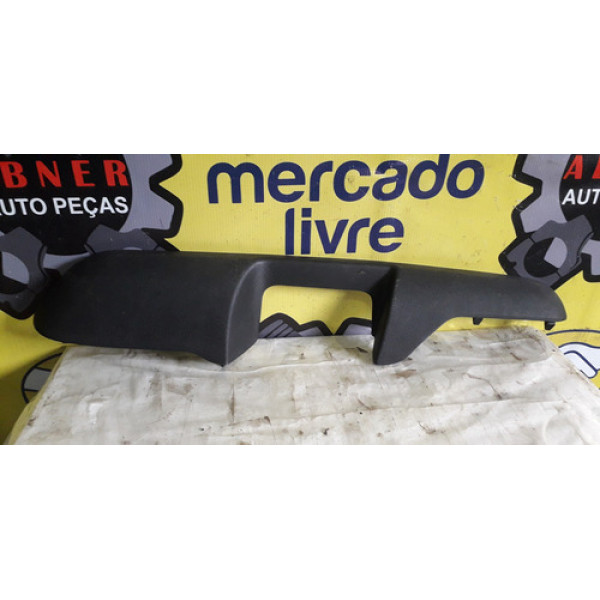 Acabamento Puxador Dianteiro Direito Focus 09/13