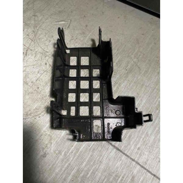 Acabamento Caixa Relé Ford Fiesta 2005