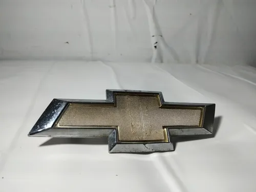 Emblema Grade Chevrolet Celta / Prisma 08/15