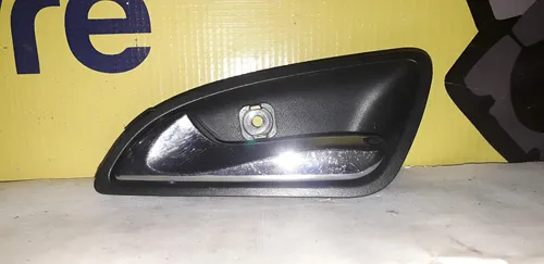 Maçaneta Interna Porta Lado Esquerdo Hyundai Hb20 13/19  Dianteira/traseira